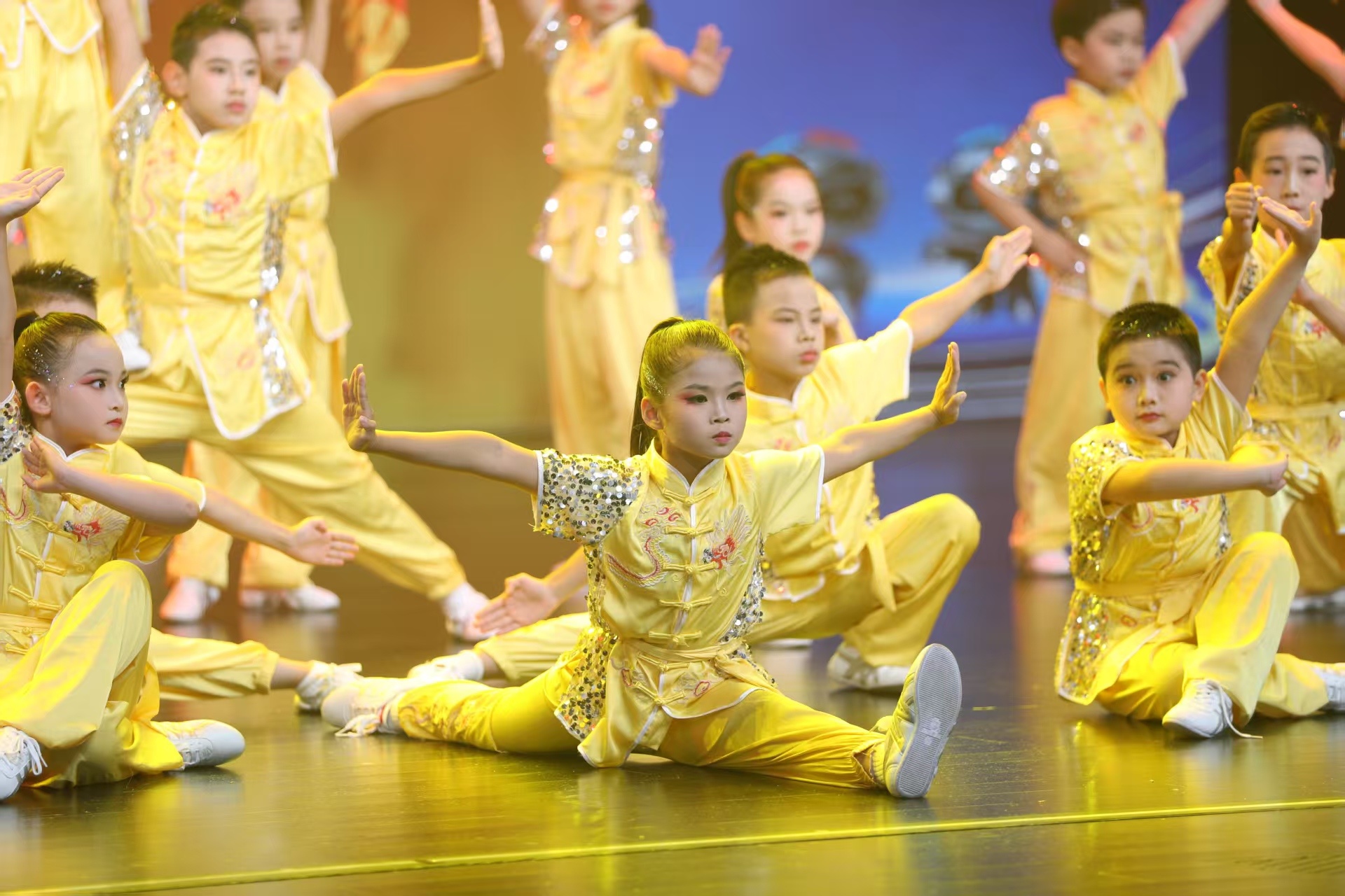 人人都是东道主 诵抒少年家国志——深圳公安举办首届深圳少年警营朗诵大赛