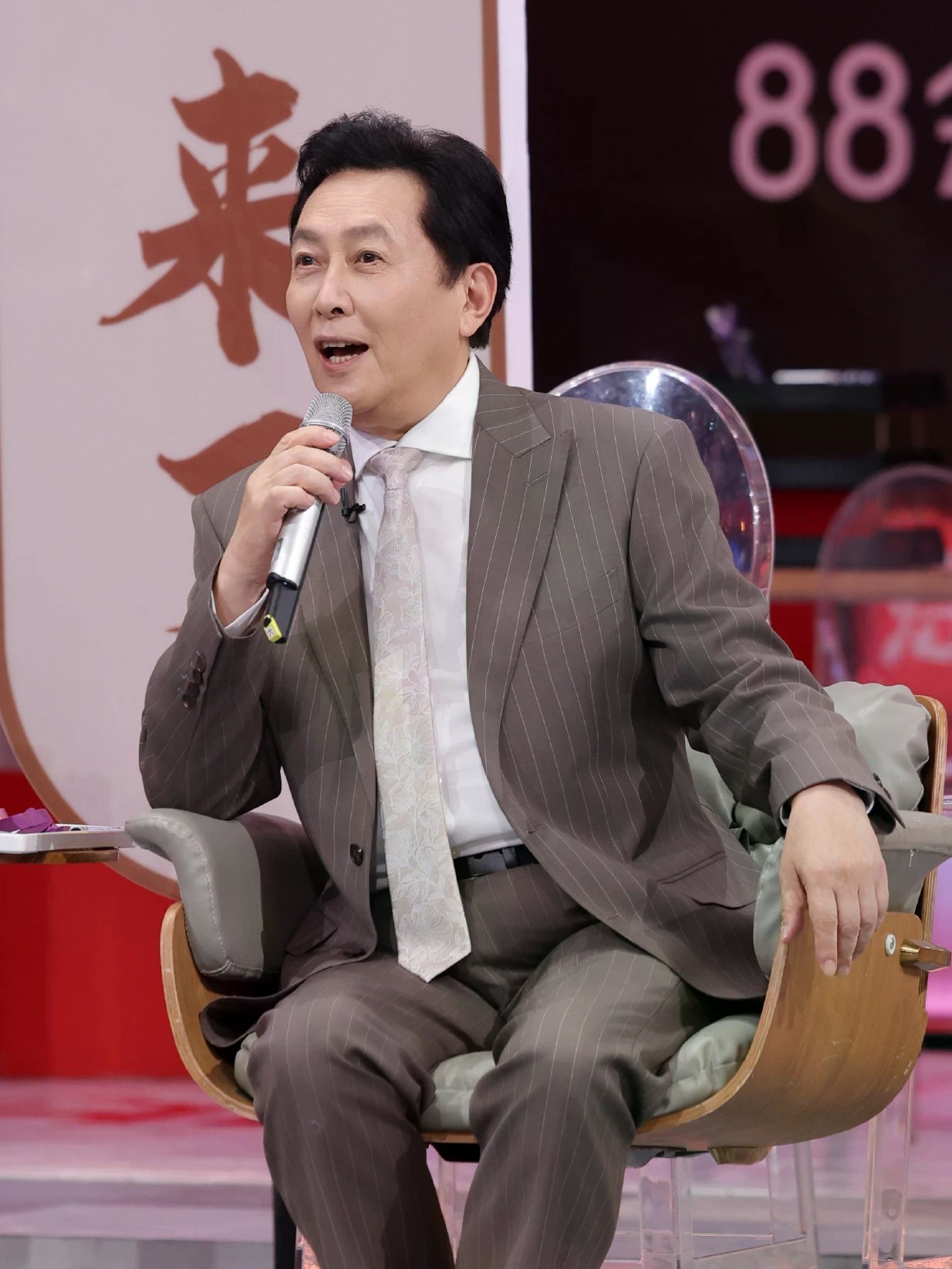 唐国强回应因“谁叫王俊凯”被骂到关评论