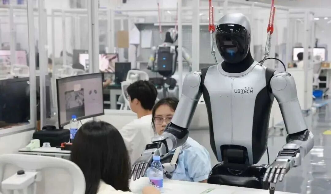 优必选九江人形机器人数据采集及训练中心。