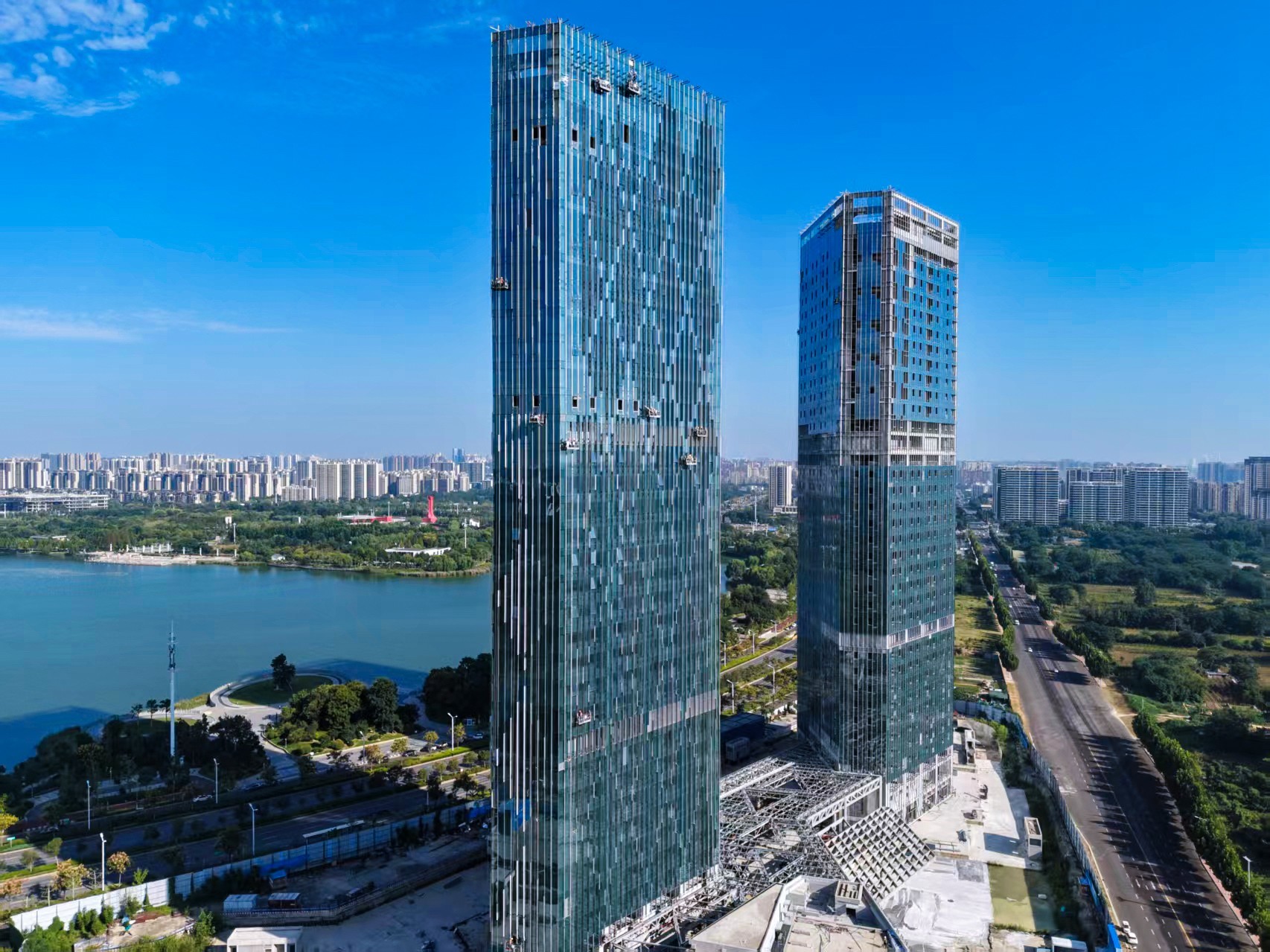 金融中心项目10月全景.jpg