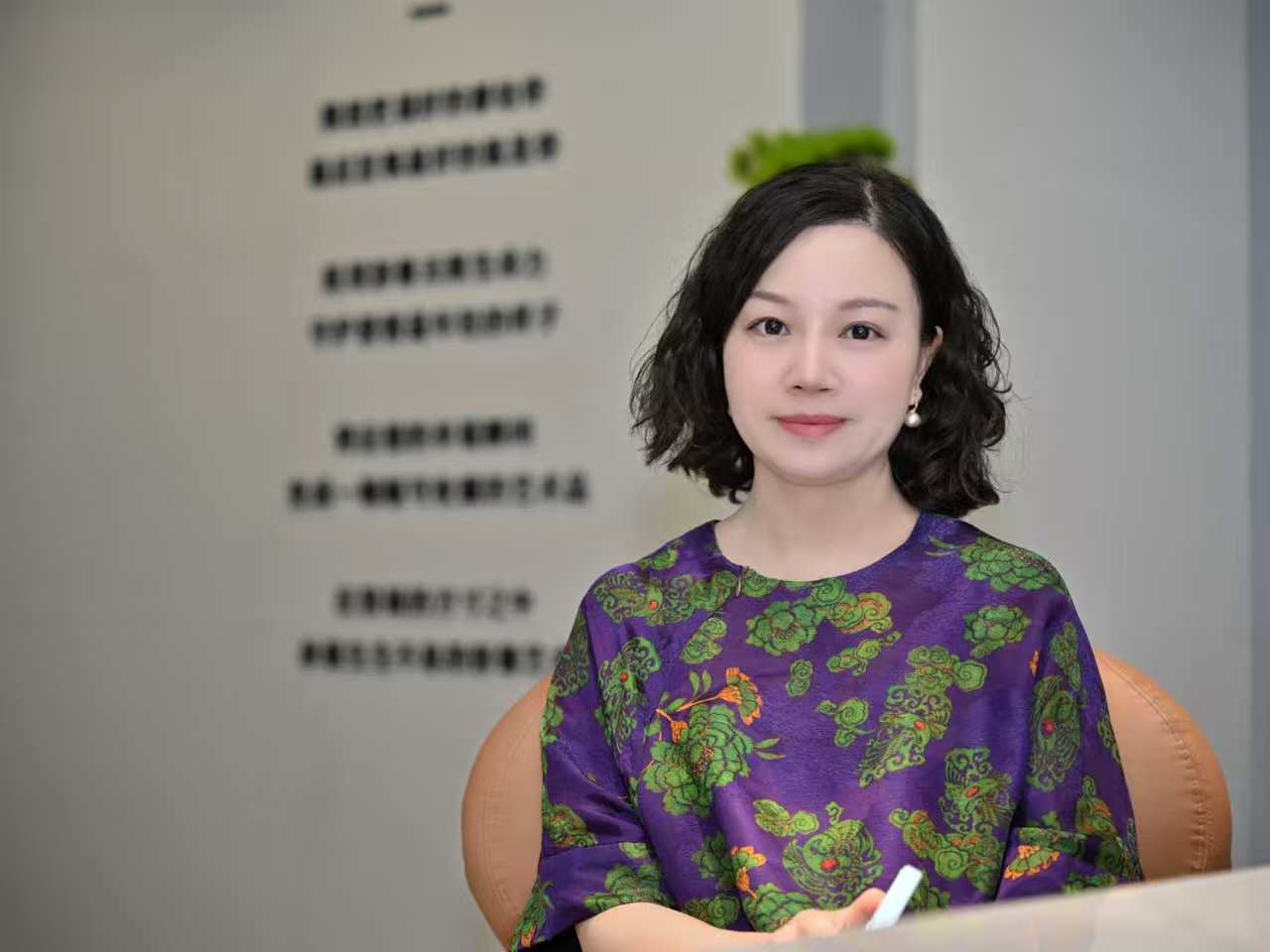 从流量竞争到服务深耕:苹果姐姐的差异化经营之道