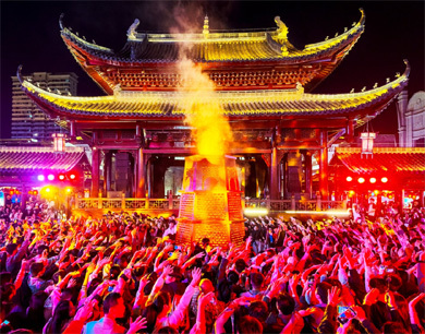 南昌：万寿宫祈愿夜
