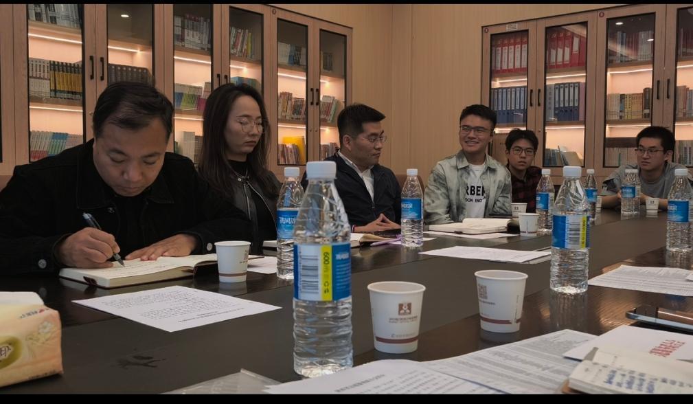 图2：何枚轩同学发表参会感悟