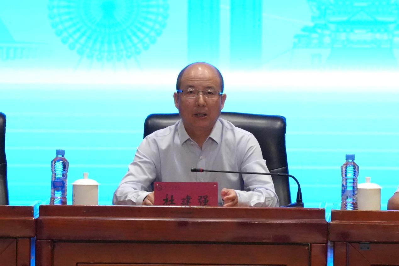2026年(第二届)南昌市社会科学学术年会“落实省会引领战略 推进南昌实体经济高质量发展”专题研讨会举行