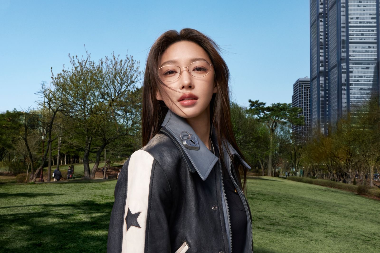 Coach发布2026秋季眼镜系列