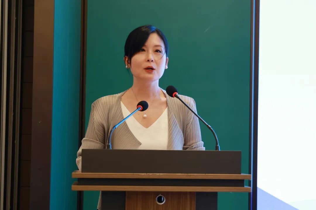 李爱华讲话