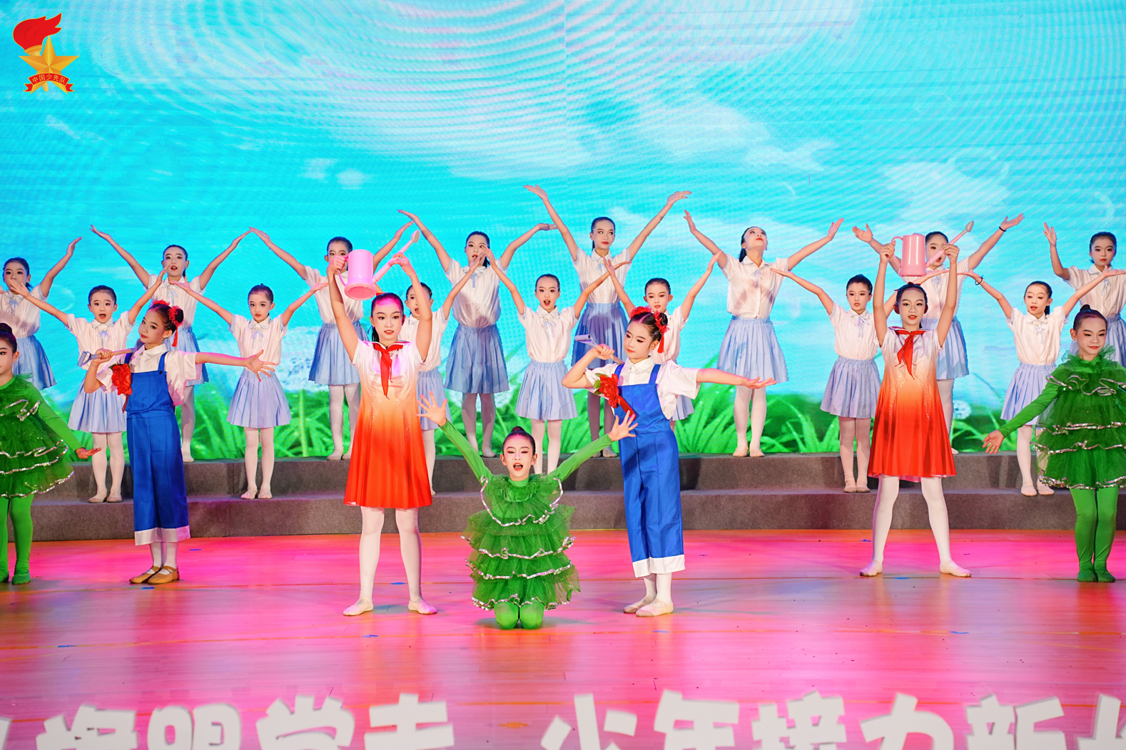 纪念中国少年先锋队建队77周年深圳市主题队日活动在龙岗区举行