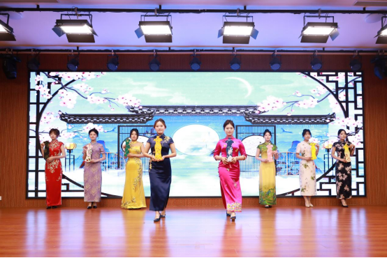 (旗袍走秀表演《东方雅韵》现场)