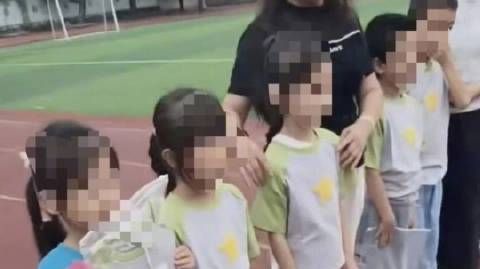 【爱心捐赠却被副会长儿子冒名宣传 组织者回应:沟通失误,并非有意侵占
