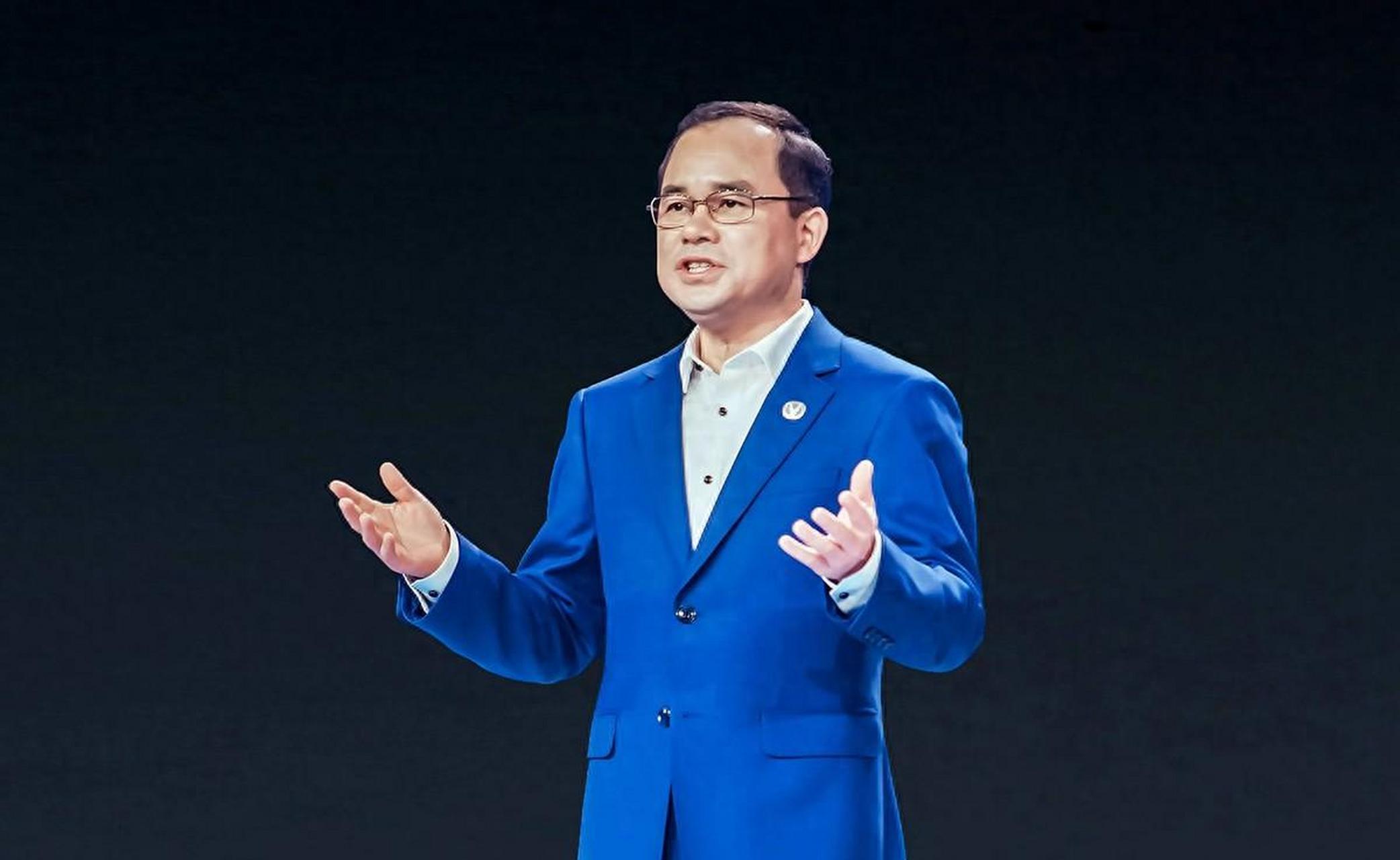 长安汽车高管调整,朱华荣不再兼任子公司董事长,赵非升任董事长