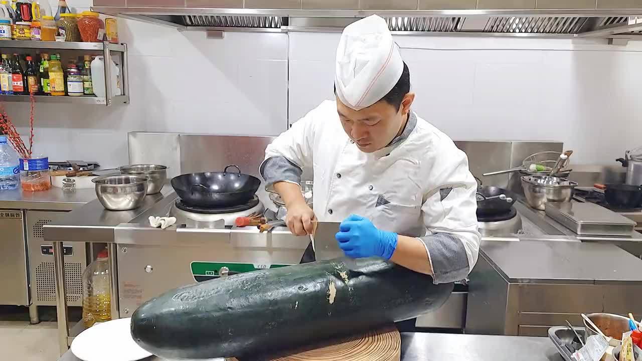 凭什么星级酒店里，一盘素菜冬瓜售价88，是做法不同还是味道独特