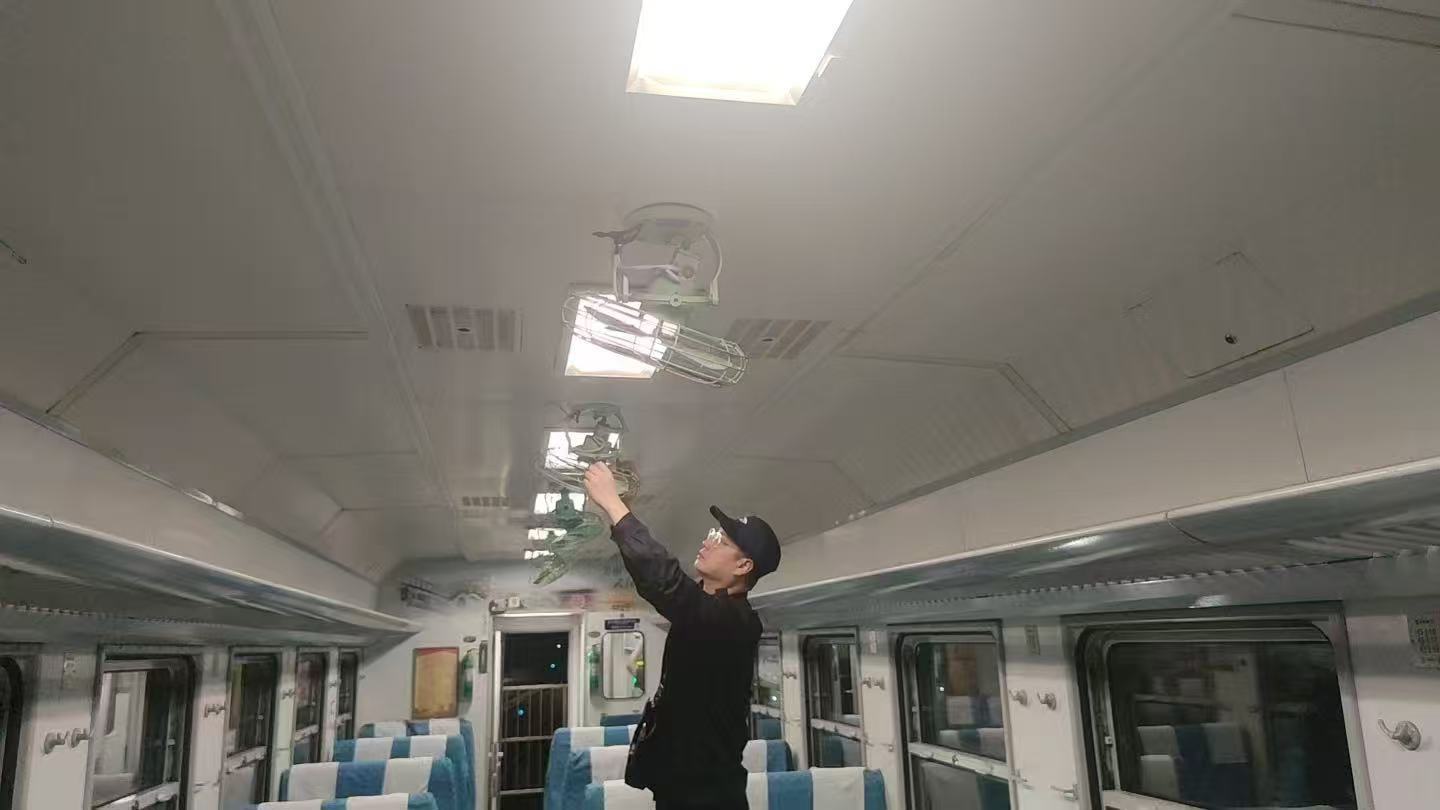 环线列车重启开行