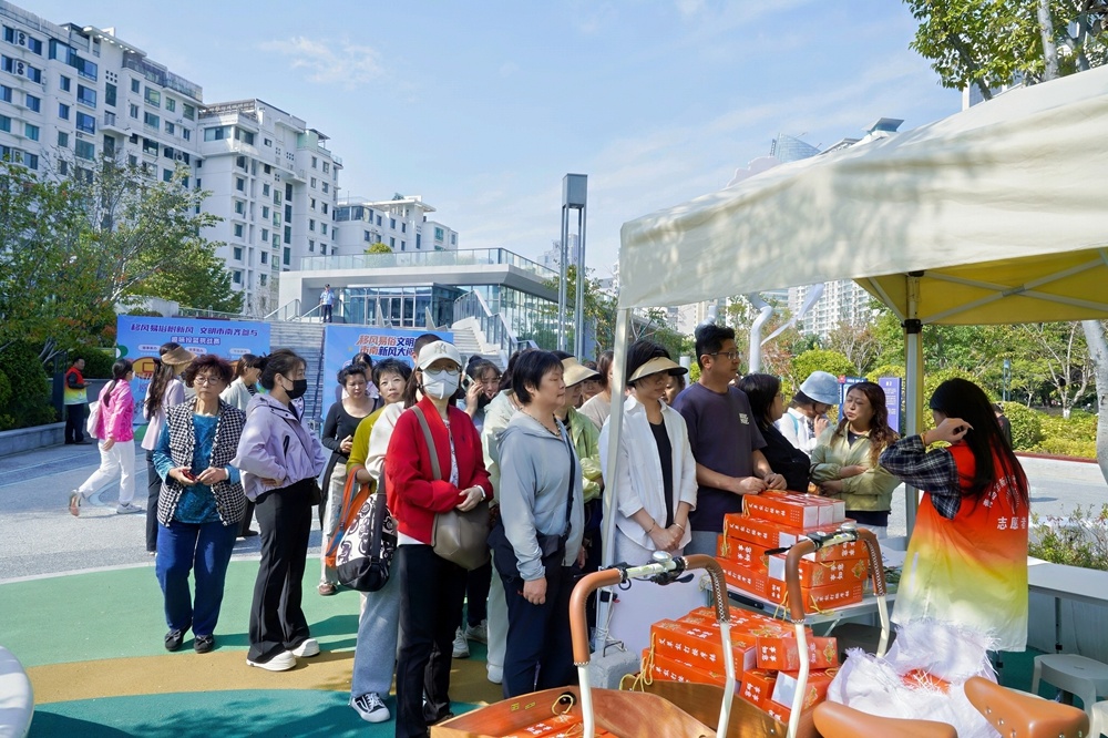 “新风润邻里 文明聚温情”市南区移风易俗主题宣传活动走进书院