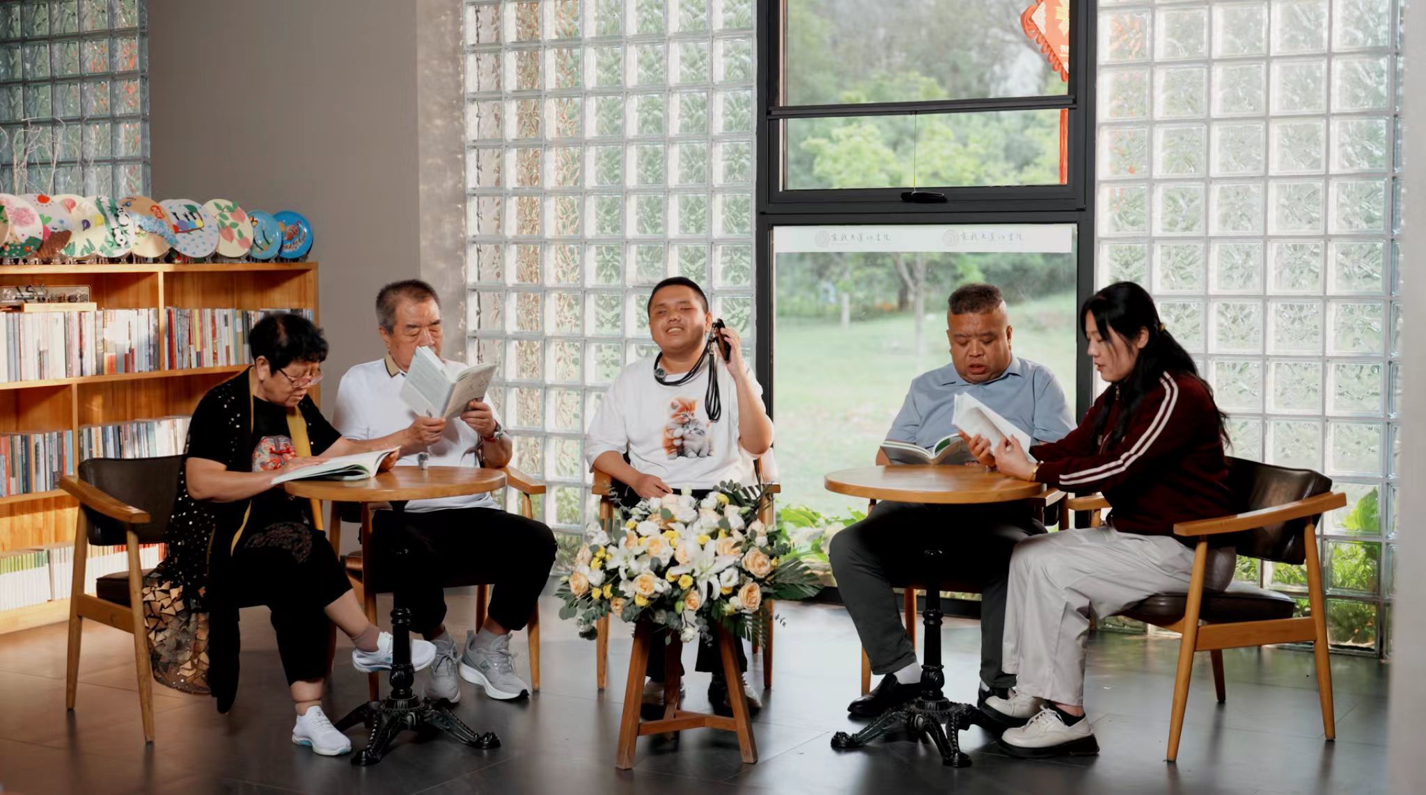 新大众文艺&middot;看见你的声音  —— 一场诵读快闪，让家人把爱读给彼此听