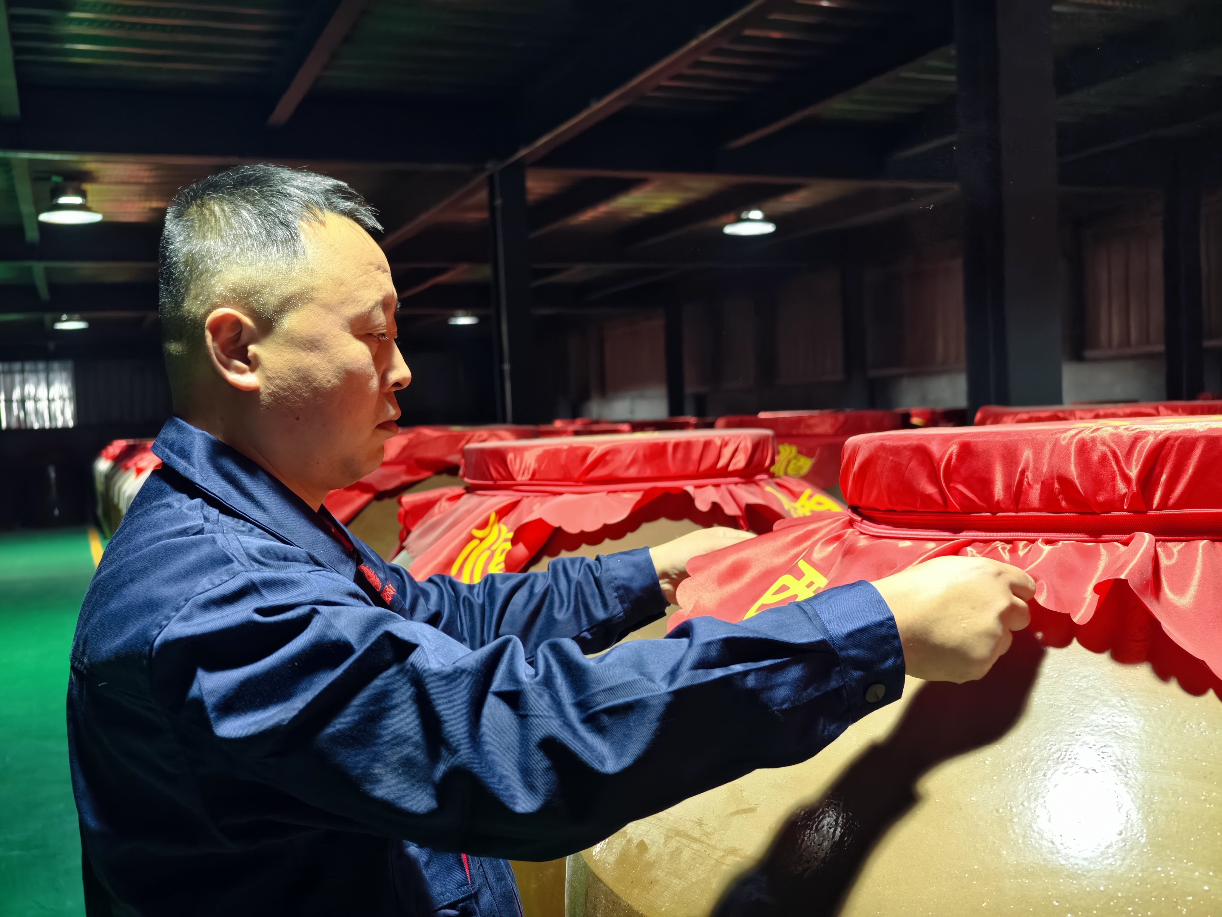 一杯凤香报桑梓——记退役军人、陕西秦源凤香酿酒有限公司总经理李佳运