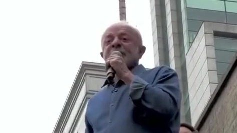 巴西总统卢拉圣保罗造势，呼吁选民踊跃投票