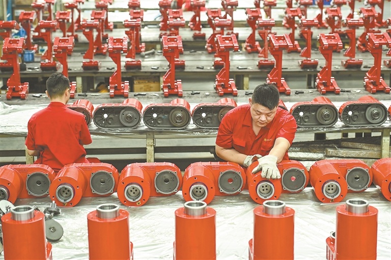 丰城市：奋力冲刺全年生产目标（图）