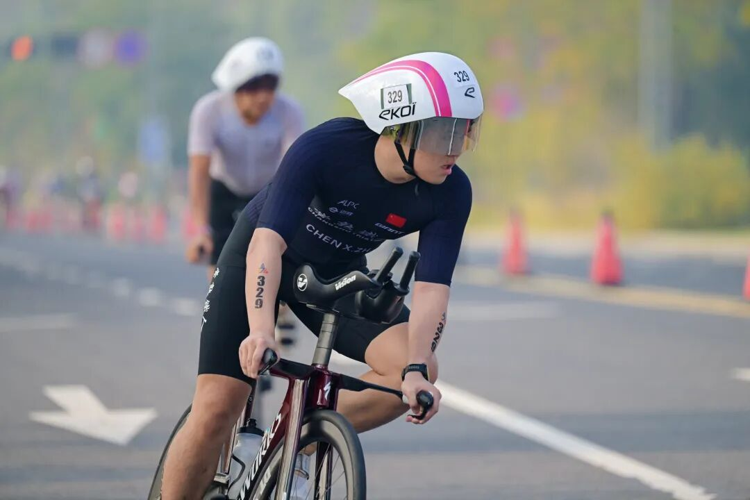 2026南京铁人三项公开赛完赛 南京建邺亮出体育新名片