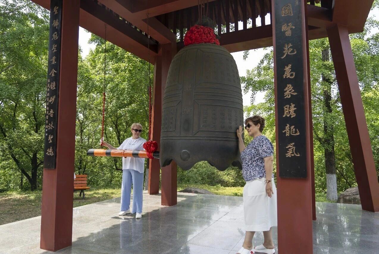 当俄罗斯人遇见仲景 会碰撞出怎样的火花?