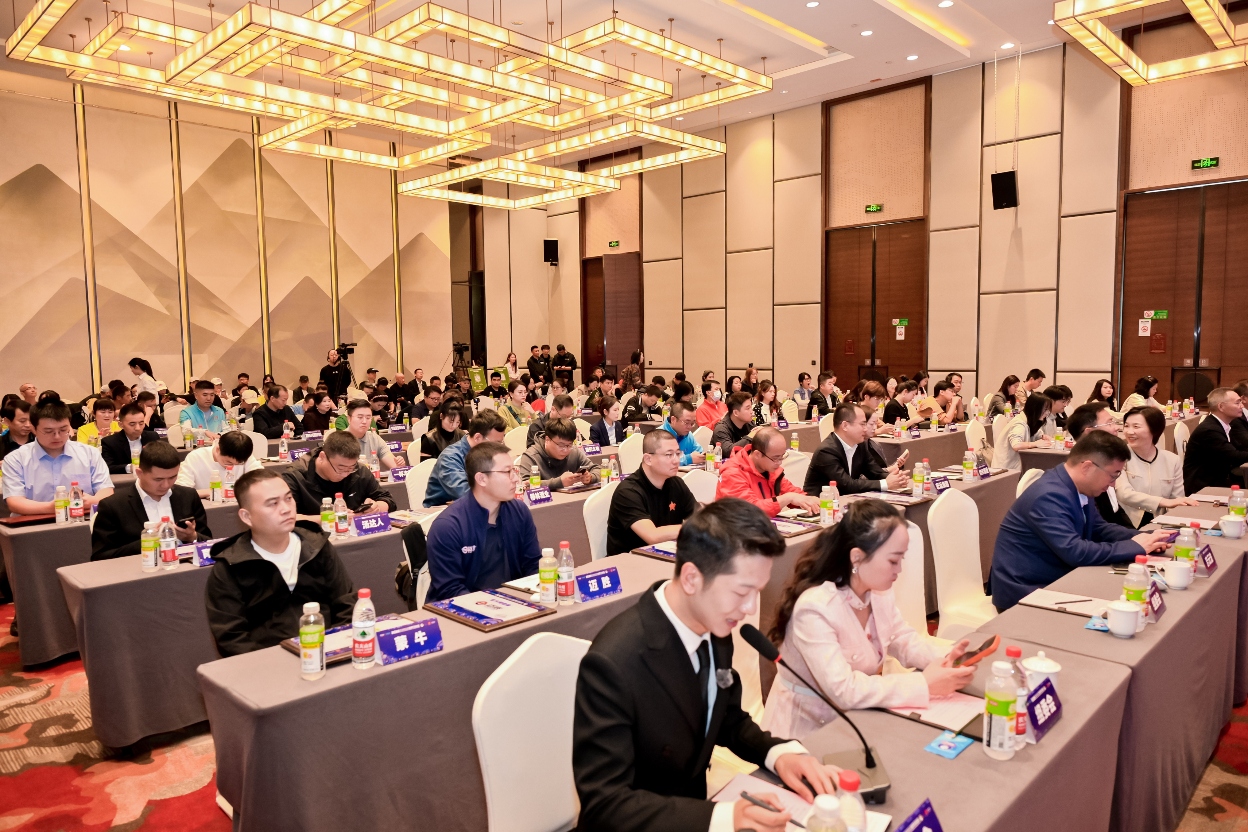 2026宏运悦生活宝鸡马拉松赛前媒体见面会召开