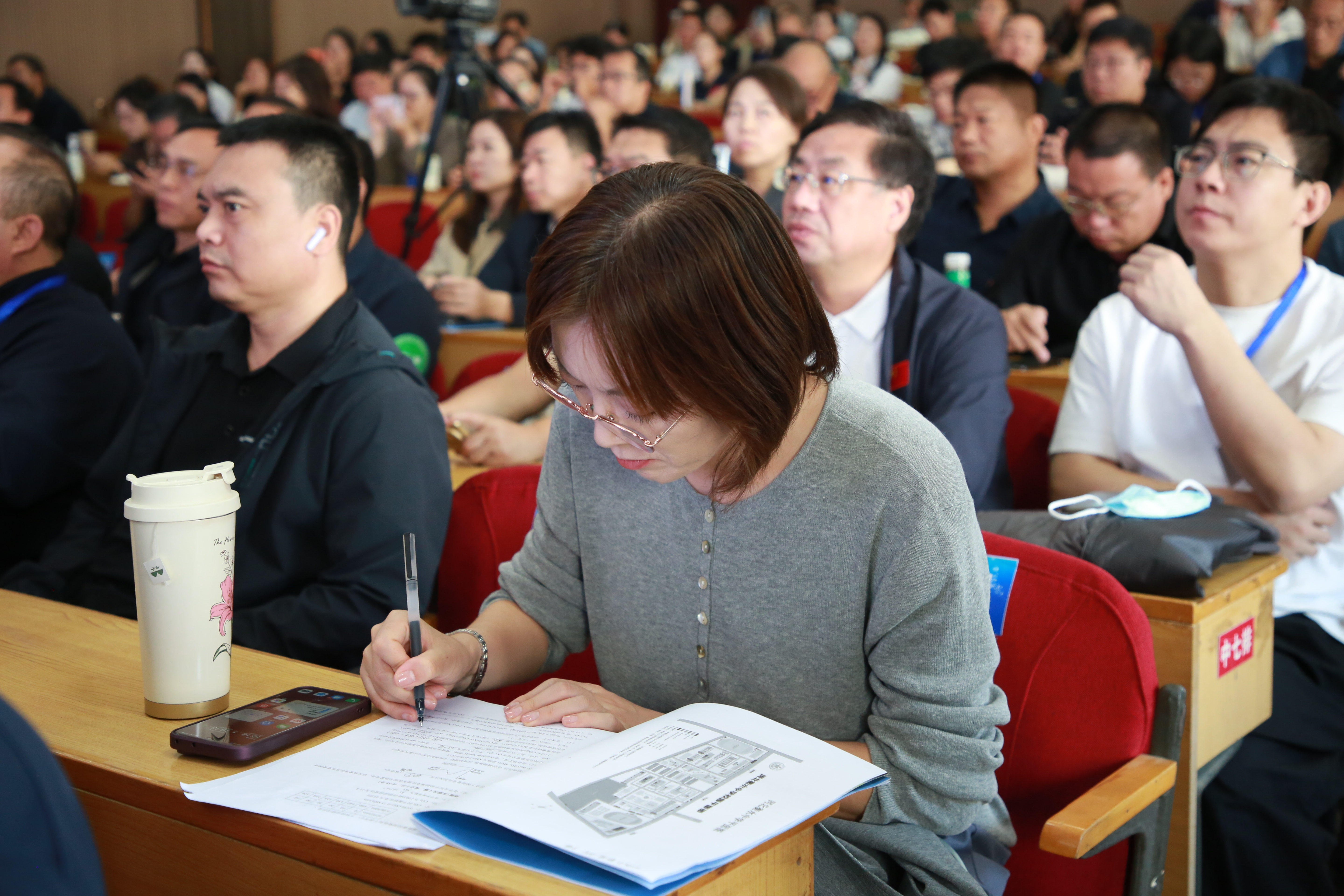 河北省中小学科技教育现场观摩交流活动在衡水中学举办