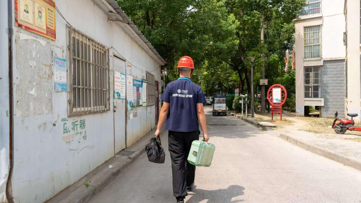（奔赴在网络检修的路上）