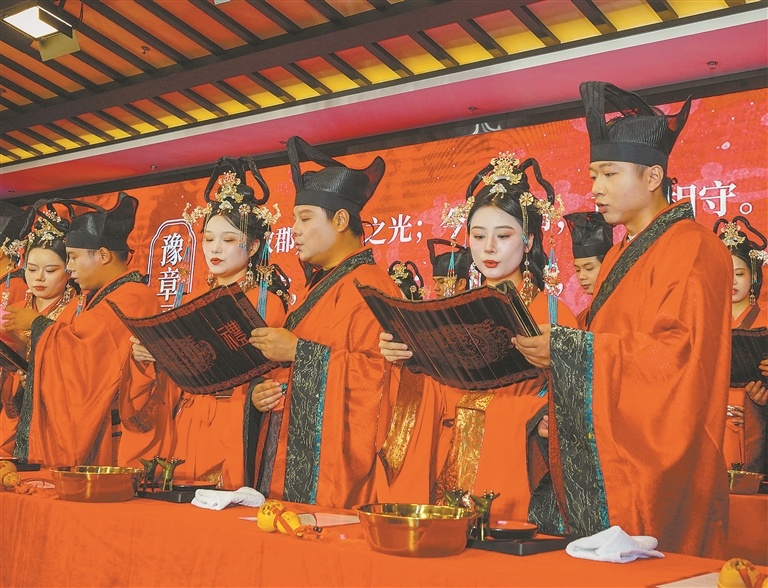 南昌：集体婚礼（图）