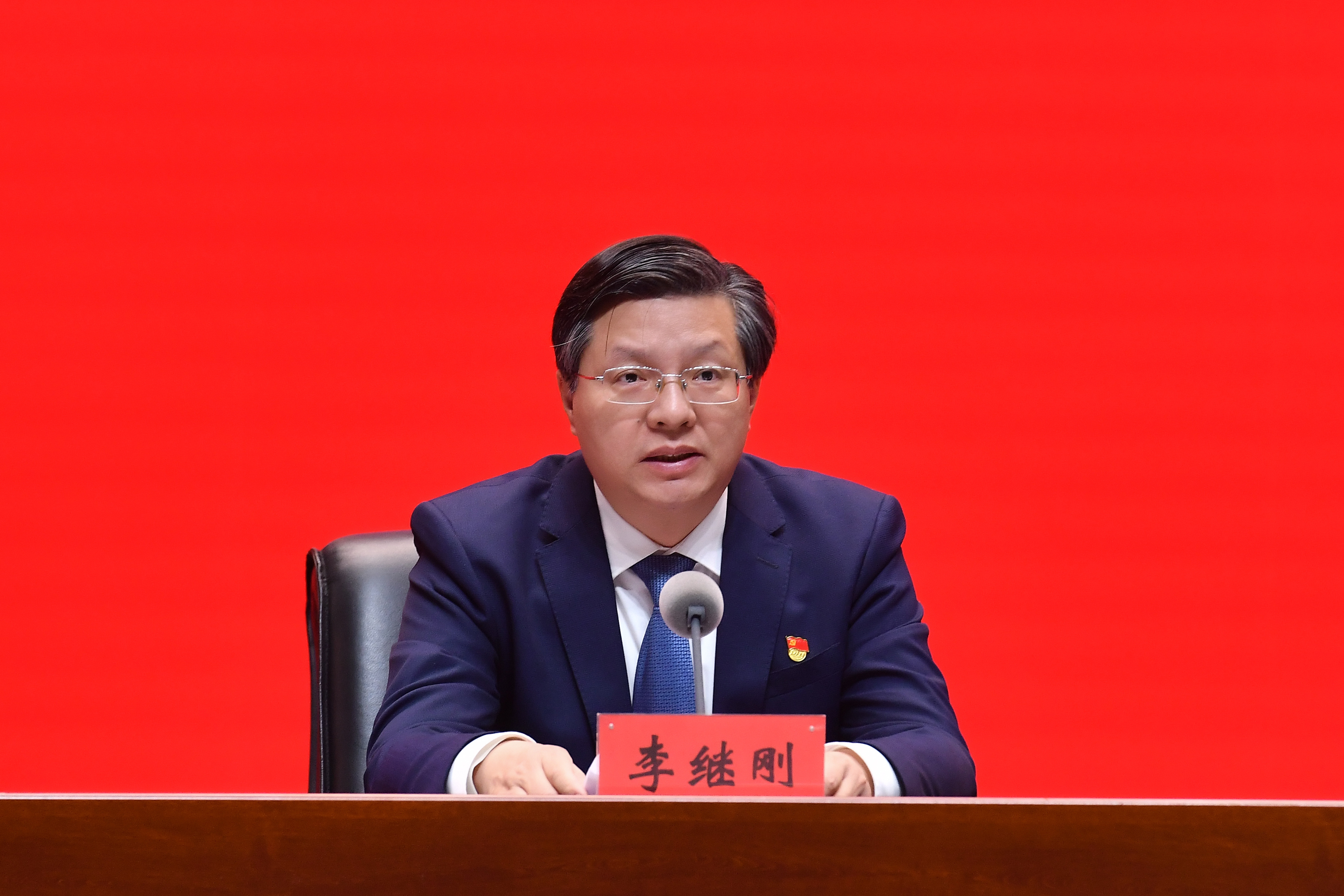 黑龙江省商务厅党组书记、厅长 李继刚