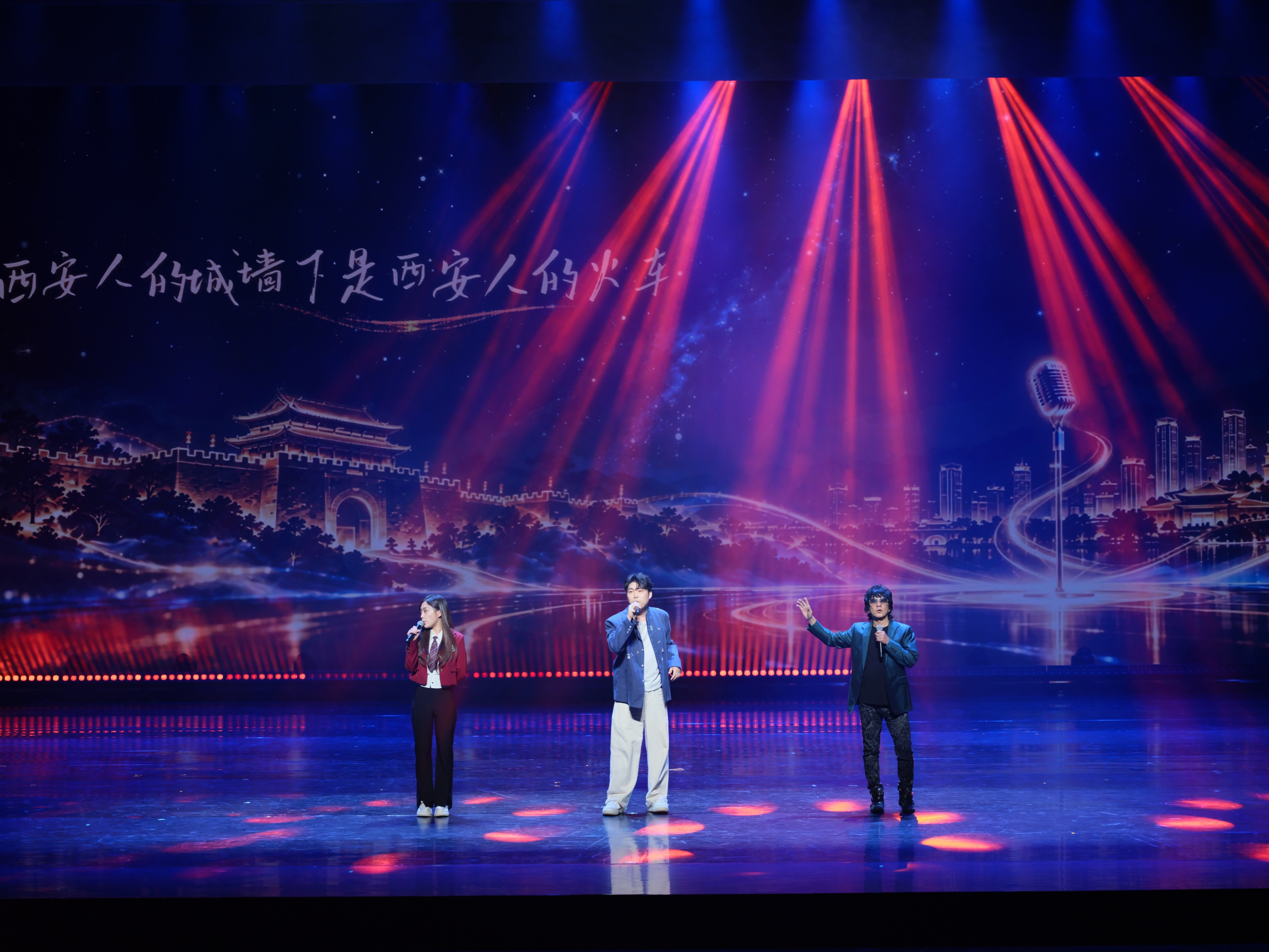 “大地情深”全国优秀群众文艺作品示范性展演(陕西・西安)系列活动启幕