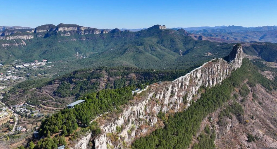 济南山景秋色宜人 