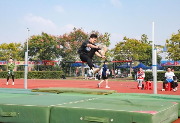 安徽理工大学第45届运动会开幕