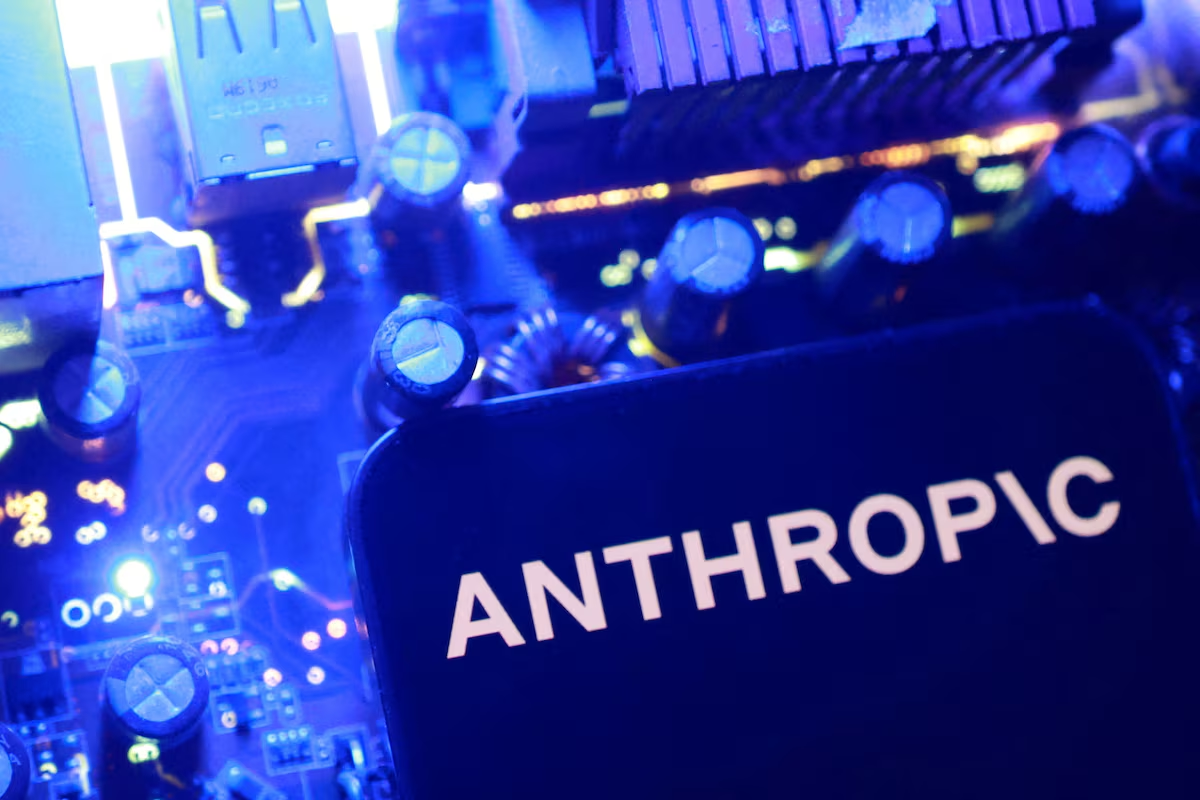 Anthropic据悉上半年净亏807亿美元 未来拟斥7500亿美元加码算力