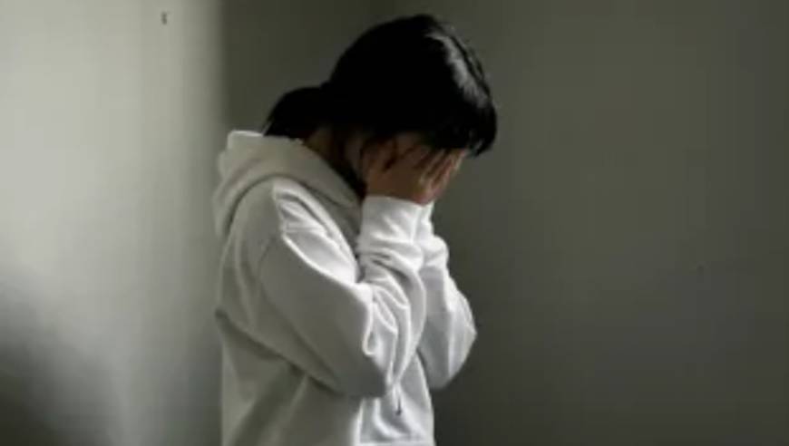 22岁女大学生确诊癌症，妈妈后悔大哭：原来半年前就已经有信号