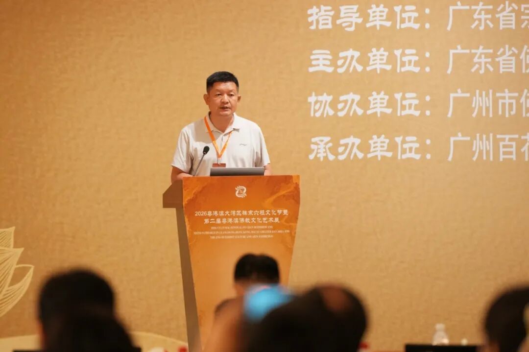 敦煌市文物保护中心副主任、敦煌博物馆副馆长张春生