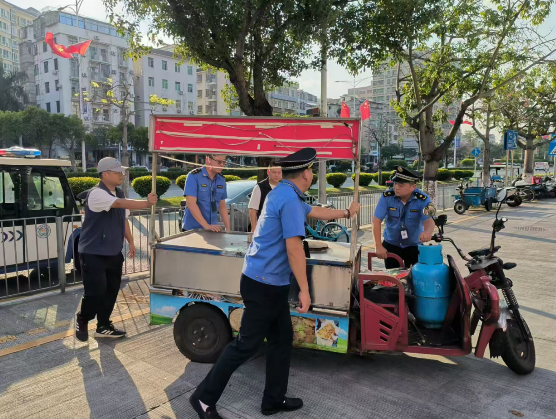 整治市容乱象守护城市秩序