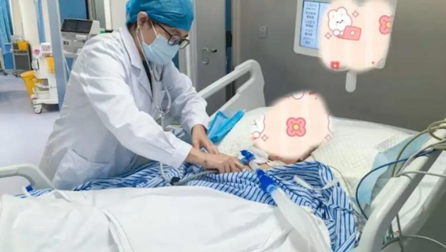 31岁男子连吃一大把鸡翅躺进ICU，只能靠呼吸机维持体征，警惕：出现这些信号别在家等