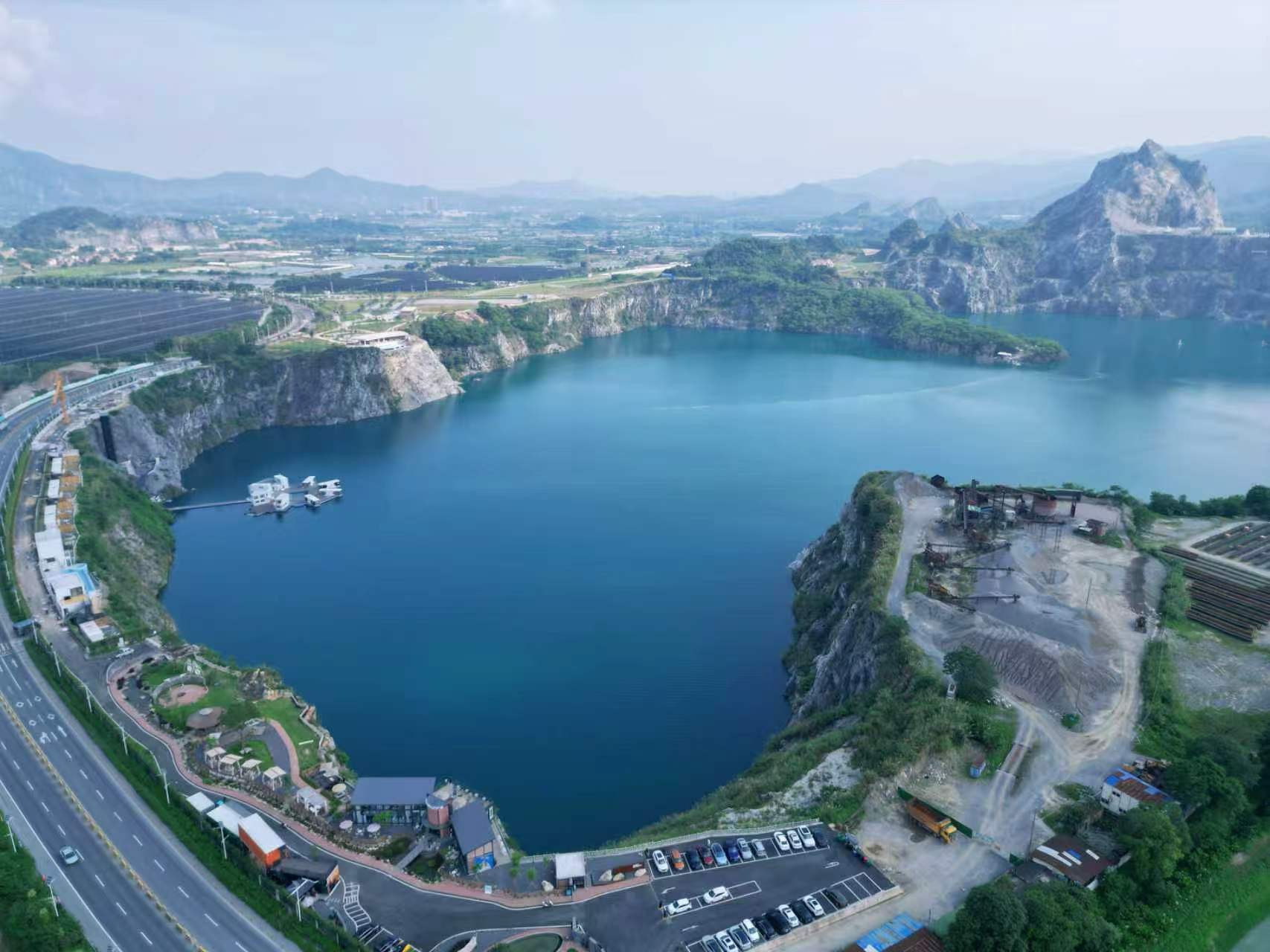迳口镇蓝湖湾一期叁拾湾旅潜中心