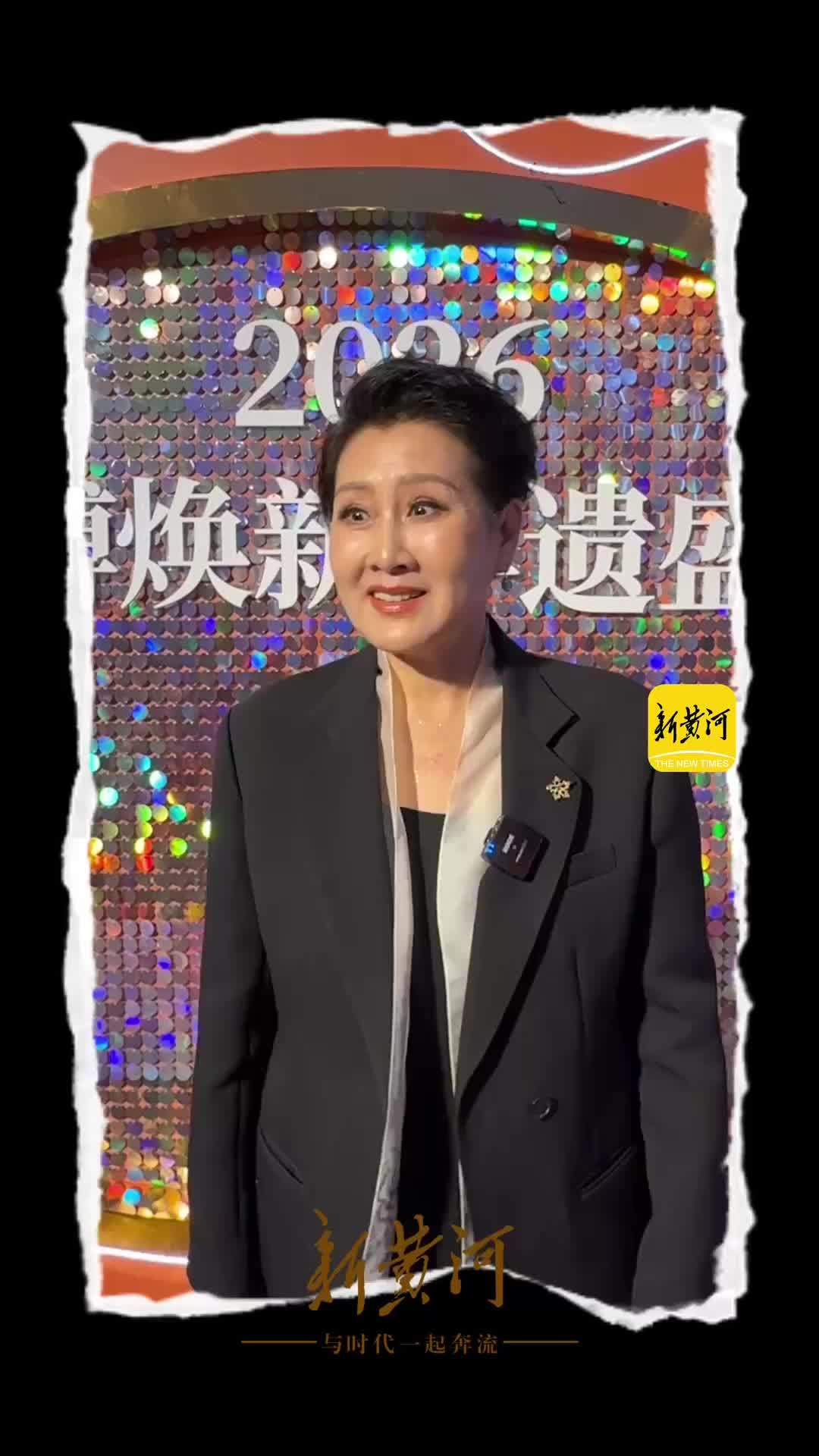 现场展示“闪身步”。张凯丽：非遗必须拥抱年轻人 玩梗让人有欲望去参与