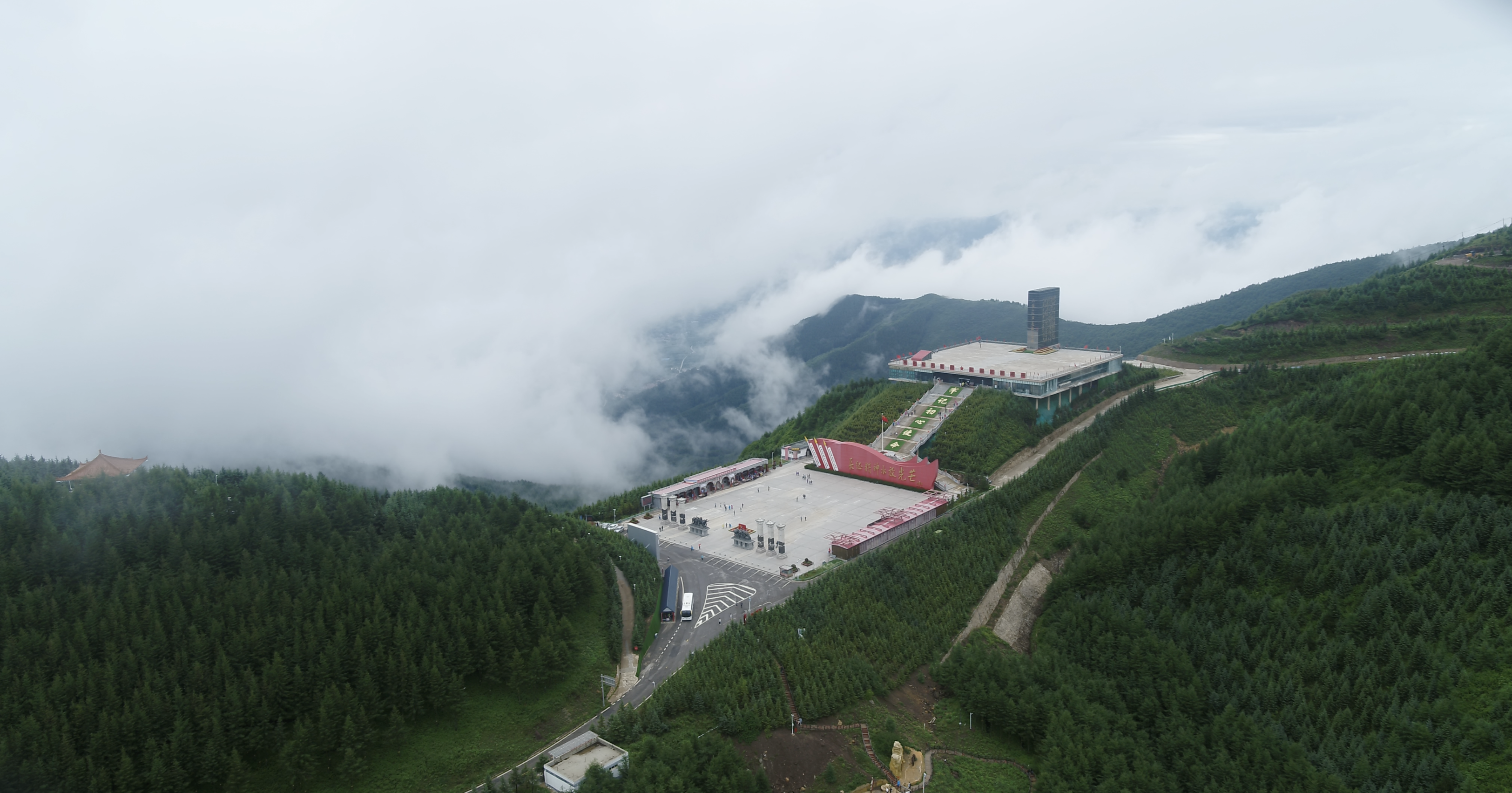 ▲宁夏“胜利之山”六盘山。(宁夏日报供图)