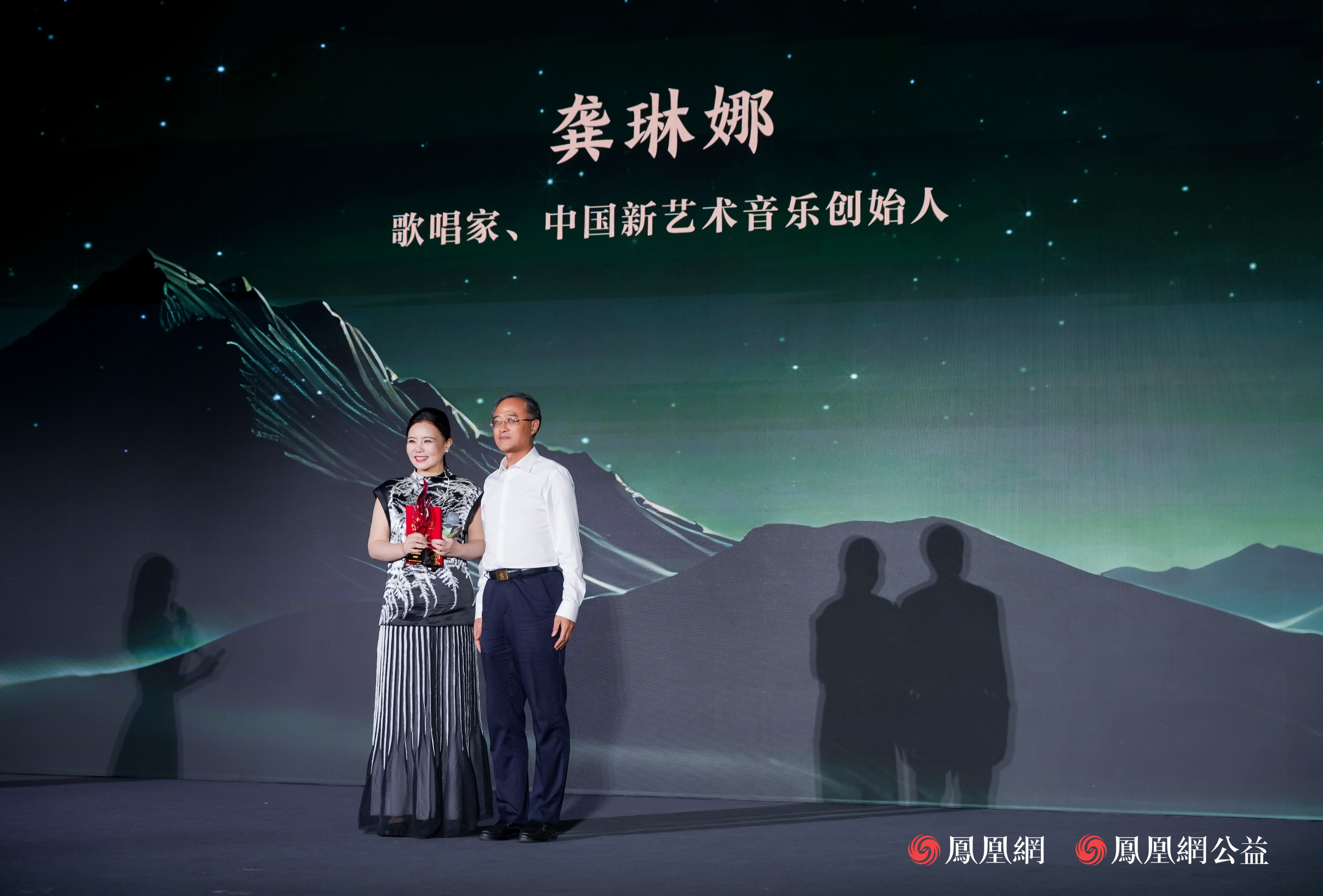 龚琳娜:音乐没有界限,歌声传递无限可能