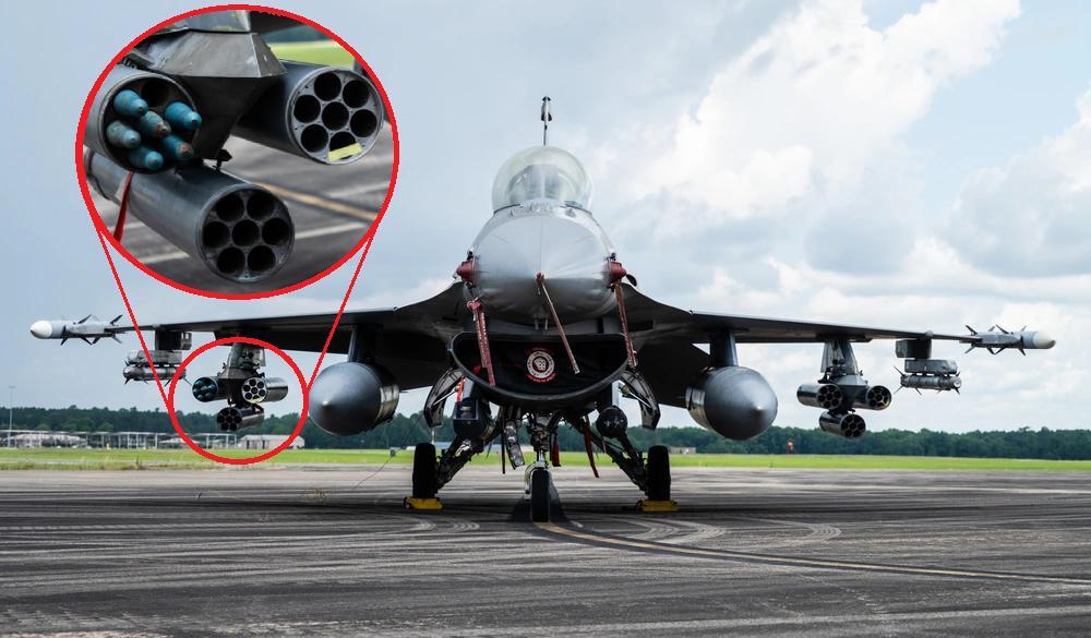 【F-16挂载APKWS激光制导对空火箭弹】