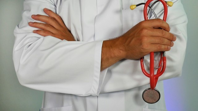 老百姓觉得没事儿,却让医生皱眉的5个作死日常