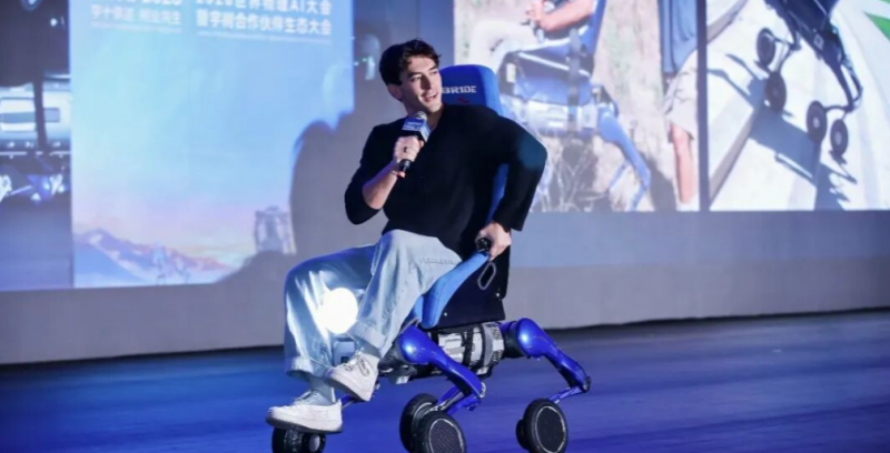 宇树王兴兴:全世界对AI的信仰都还不够,包括我自己