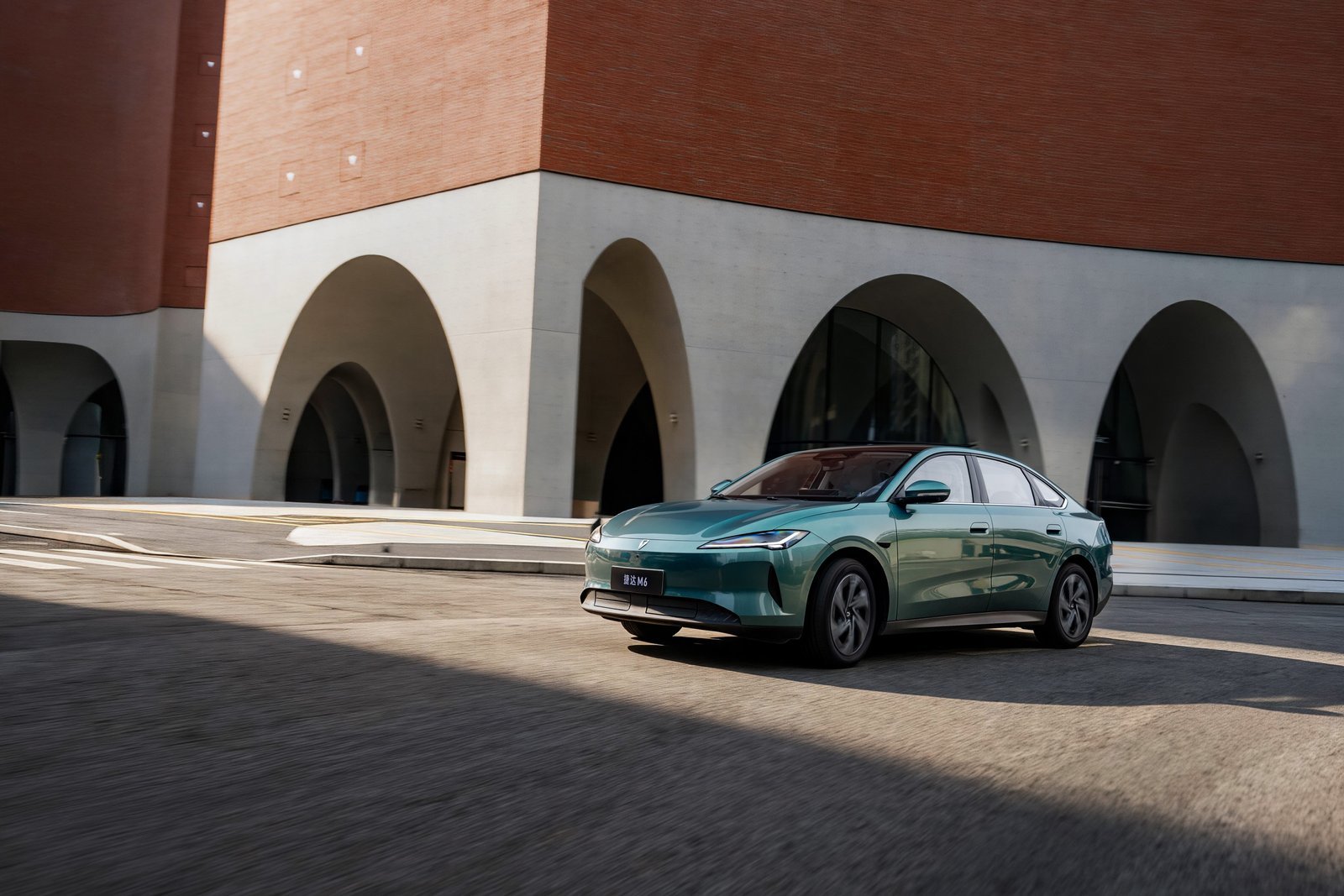 支持城市NOA领航/纯电续航465/555km 捷达M6正式上市售价7.98万元起