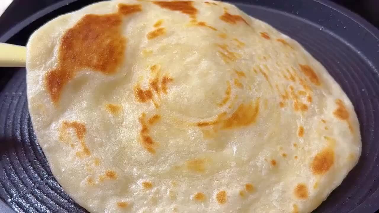 不管烙什么饼，记住一碗面一碗水的配方，柔软多层，学会能开店