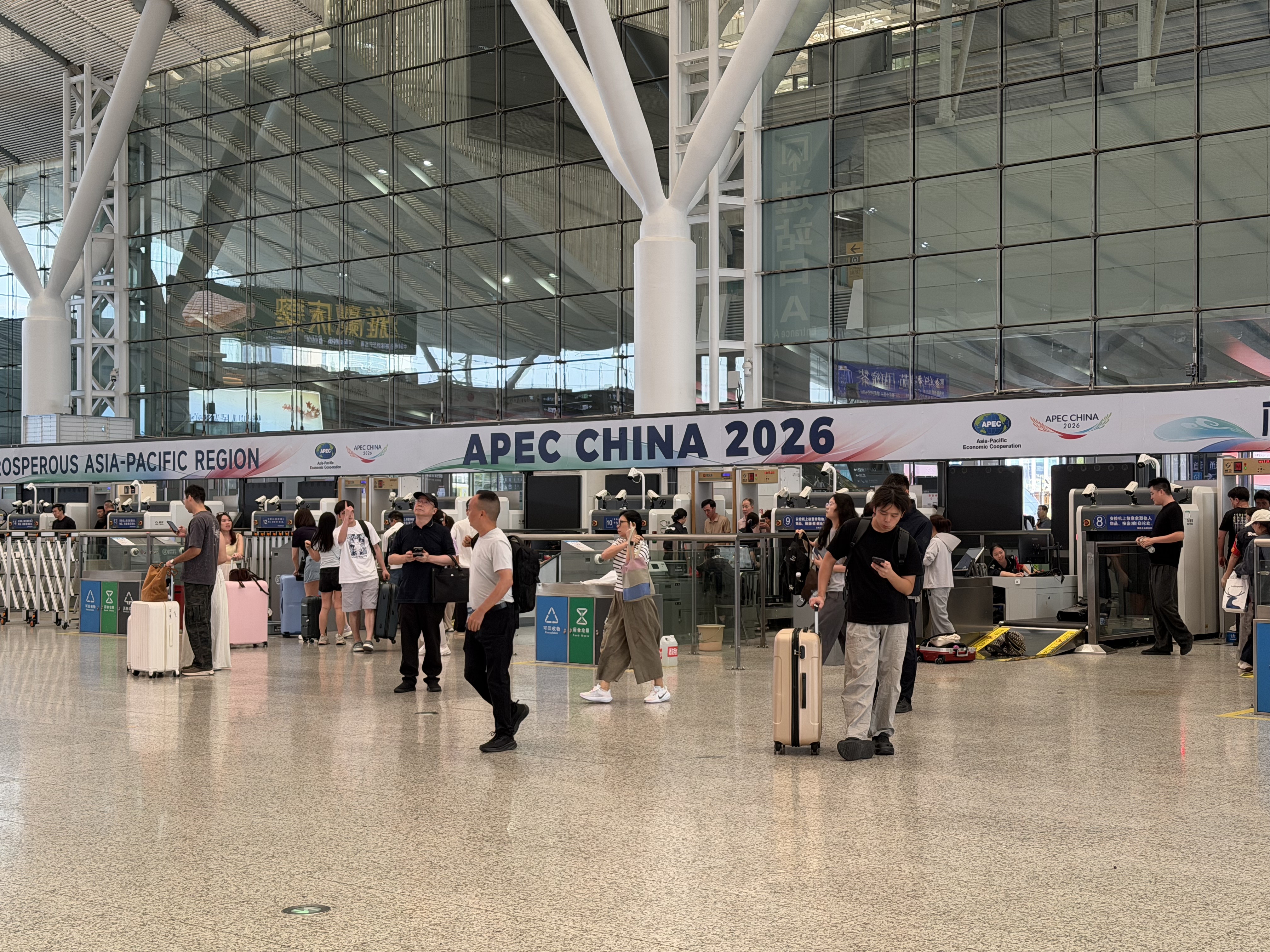 深圳铁路全面焕新迎接APEC盛会