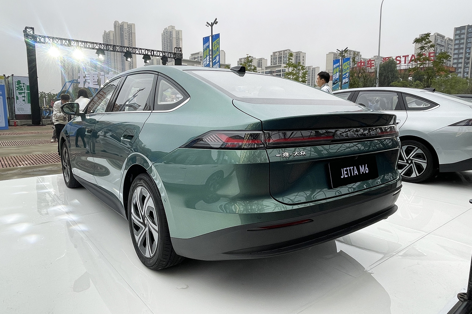 支持城市NOA领航/纯电续航465/555km 捷达M6正式上市售价7.98万元起