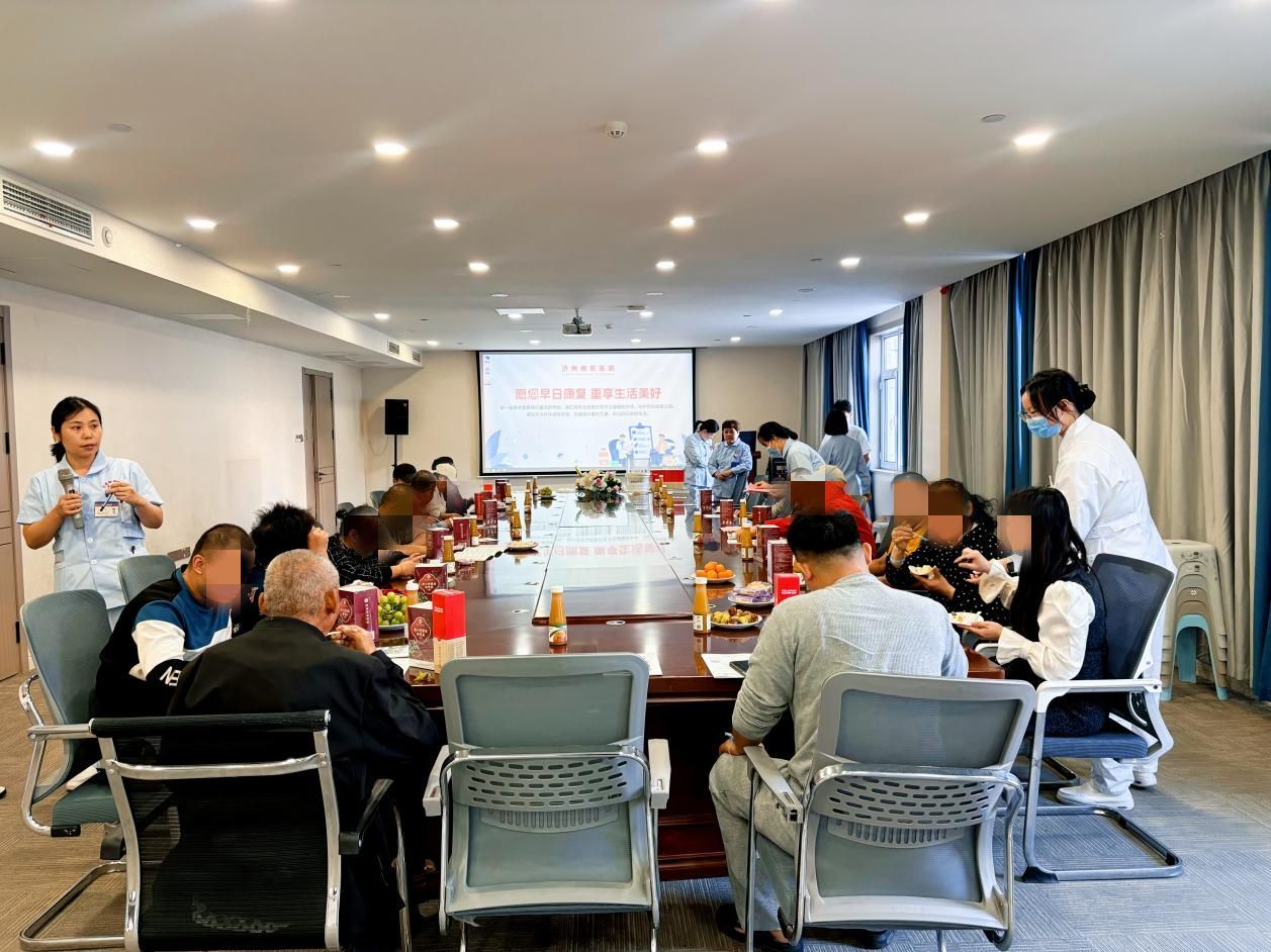 （10月9日生日座谈会）