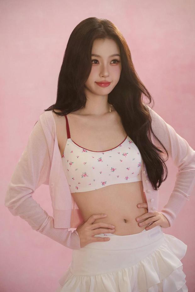 虞书欣粉调大片灵动娇俏少女感十足
