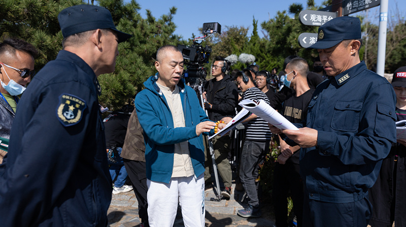 两部作品双摘飞天、三部作品同届入围金鹰，刘家成再证“国民导演”分量